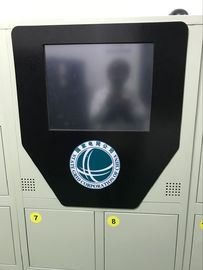 Trạm gắn mũ bảo hiểm 20 cổng với phần mềm quản lý Màn hình cảm ứng 19 inch