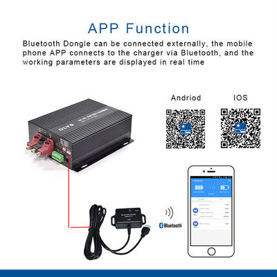 Bộ sạc pin năng lượng mặt trời 30A Đầu vào kép Bộ sạc pin trong xe DC 12V-DC12V cho RV