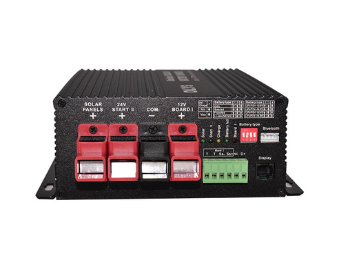 TRS 685W Bộ sạc pin năng lượng mặt trời DC MPPT Bluetooth cho xe